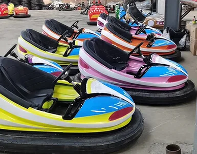 Bumper car ride for amusement park by Yueton
