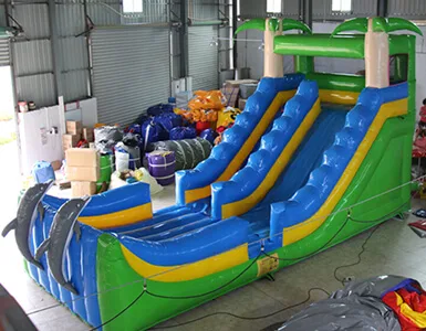 Inflatable water slide