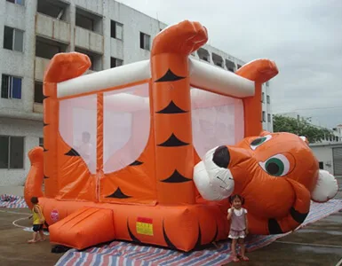 inflatable tiger bouncer