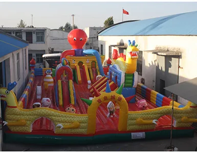 Inflatable fun city